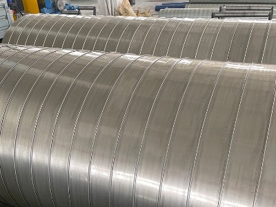 不銹鋼螺旋風管在通風行業(yè)中具備的優(yōu)勢-[大世界]